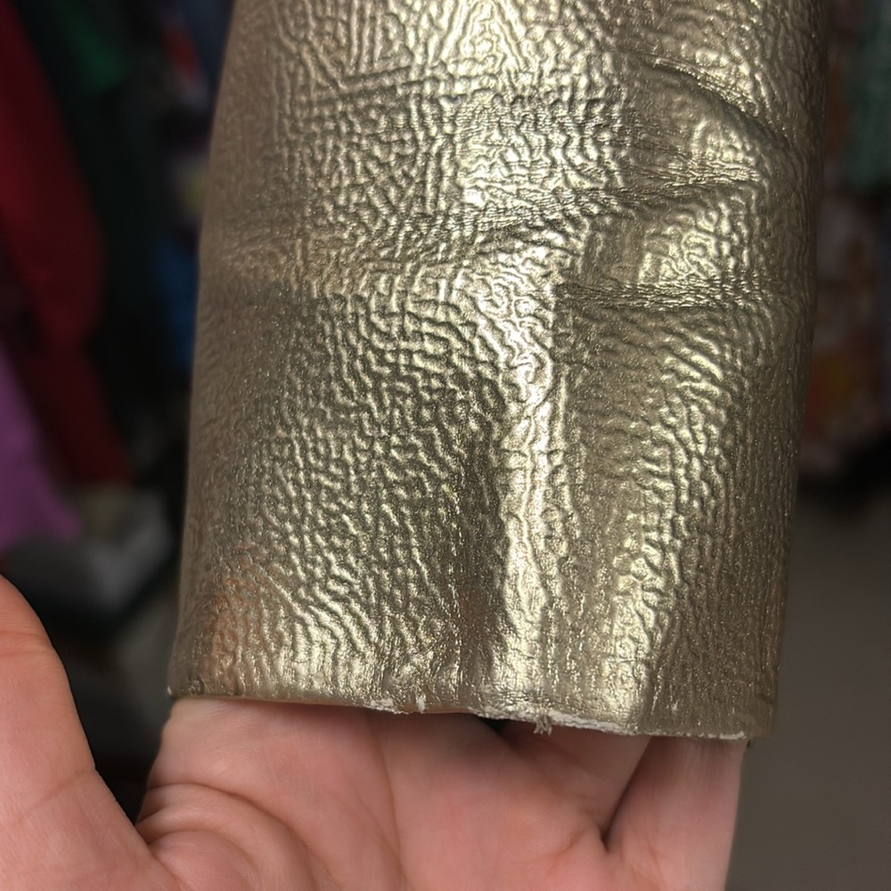 Metallic Gold Slides - Picture 5 of 7